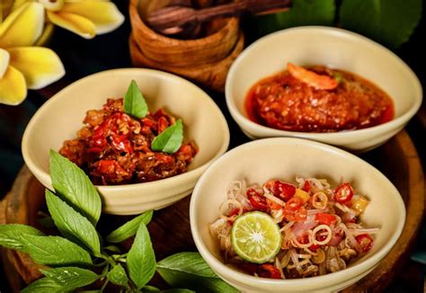 Rasa Pedasnya Poll Banget Ini Resep Dan Cara Membuat Sambal Bawang