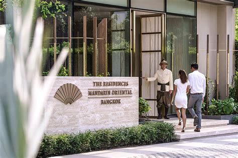 The Residences at Mandarin Oriental Bangkok สถาปตยกรรมหรสะทอนการ