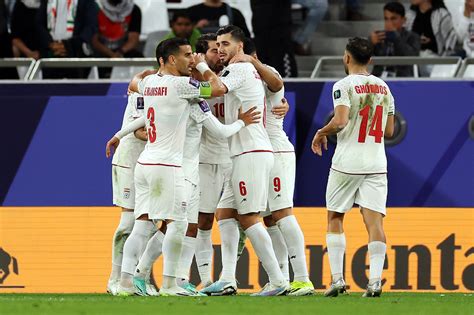 إيران تتغلب على الفدائي الفلسطيني بالأربعة في كأس آسيا 2024 قطر شاهد