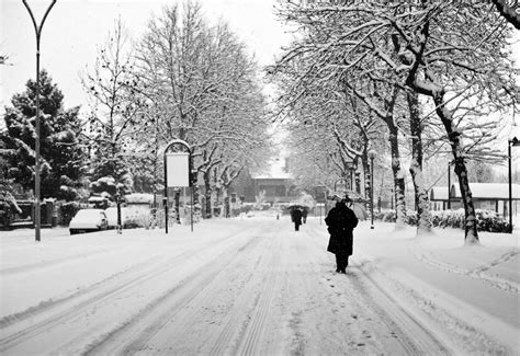 Meteo Milano Luned Dicembre Temperature Sotto Zero E Nevicate Diffuse