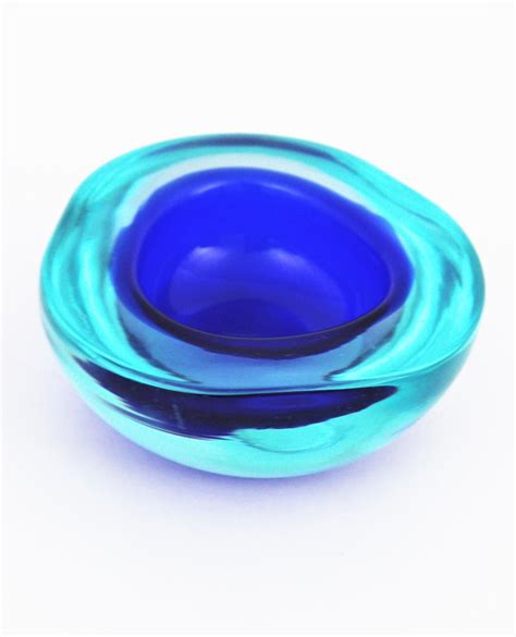 Archimede Seguso Murano Small Sommerso Blue Glass Geode Bowl 1960s For