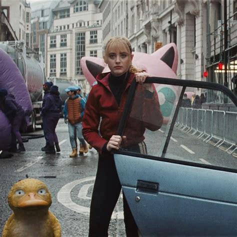 Psyduck And Lucy Stevens Pokemon Detective Pikachu 4K 3840x2160