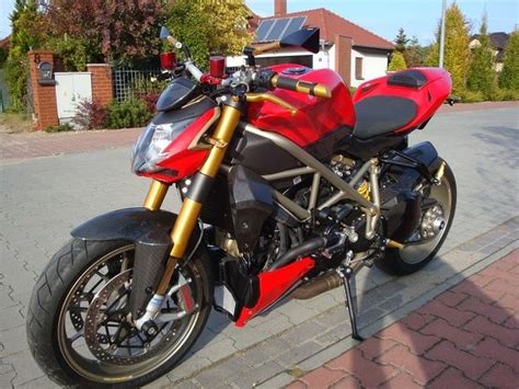 Ducati Streetfighter S 1099 cc