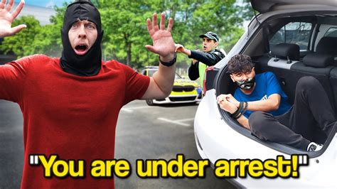 Fake Kidnapping Prank on Police - YouTube