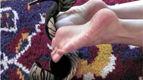 Sexy Long Toes Shoeplay High Heels And Smelly Feet Shoeplay Clips4sale