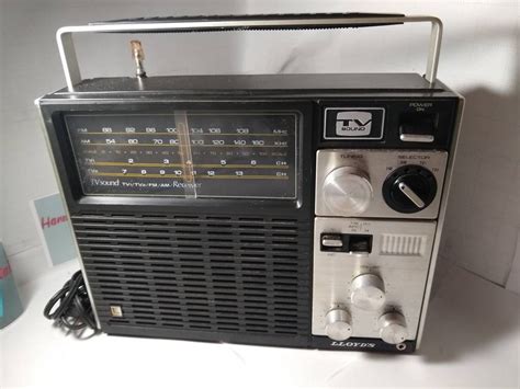 Vintage Lloyds Am Fm Radio With Tv Sound Tv Sound Fm Radio Radio