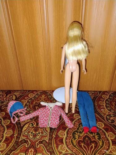 Vintage SKIPPER DOLL Blonde Hair Sledding Fun Outfit BARBIE