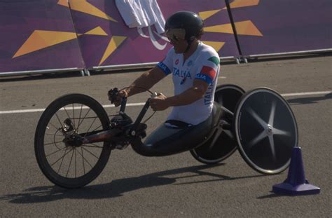 Alex Zanardi condizioni gravi ma stabili è in coma farmacologico