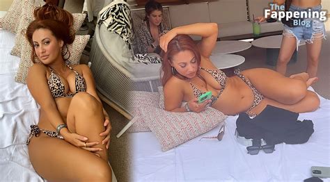 Francia Raisa Shows Off Her Curves In A Bikini 8 Photos TubeZZZ