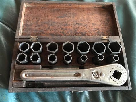 Antique Frank Mossberg Co No Socket Wrench Set In Original Wood