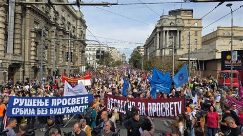 Potpuna obustava rada u školama 1 novembra od 4 skraćeni časovi