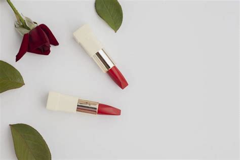 Las 5 Mejores Marcas De Lipstick Para Lucir Unos Labios Perfectos Foriu