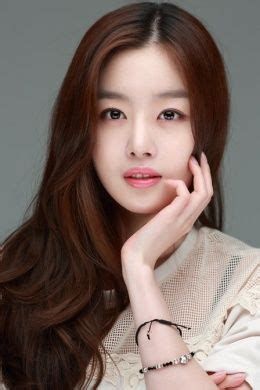 Han Sun Hwa Height Weight Size Body Measurements Biography Wiki