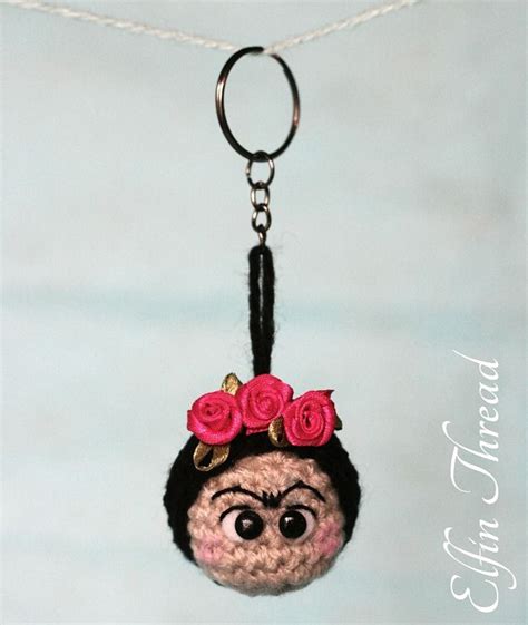 Frida Kahlo Keychain Pattern By Elfin Thread Manualidades Regalos De