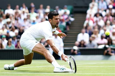 Novak Prkosi Zakonima Fizike Pogledajte Potez Kojim Je Okovi Zadivio