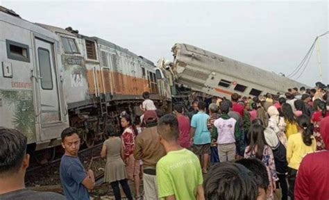 Tabrakan Kereta Api Turangga Dengan Ka Bandung Raya Korban Tewas Dan