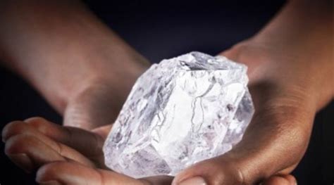 Le Plus Gros Diamant Brut Du Monde Vendu Millions De Dollars Un