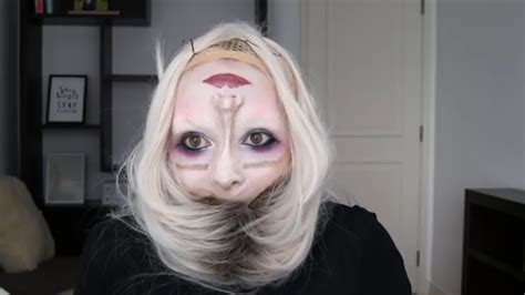 This "Upside Down Head" Scary Halloween Makeup Is Absolutely Terrifying ...