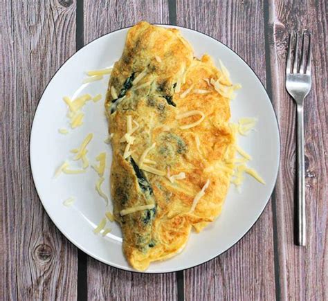 Spinach And Cheese Omelette | Recipe | Cuisine Fiend