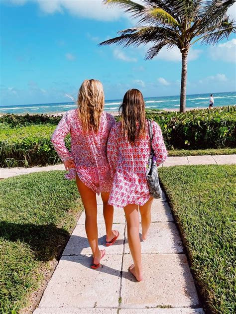 Pin By Madison Bivens On Cute Random Pics Preppy Beach Photoshoot