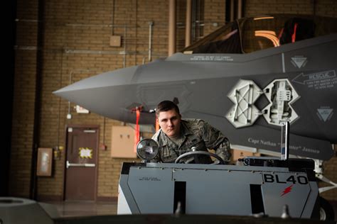 Luke F 35 Weapons Load Crew Capabilities Enhanced Through Total Force