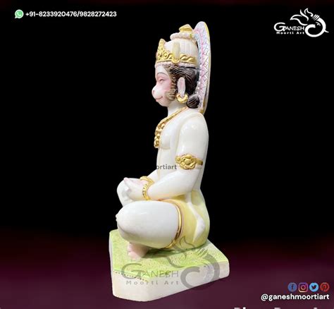 Meditating Hanuman Statue