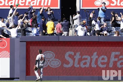 Photo New York Yankees Vs Baltimore Orioles At Yankee Stadium