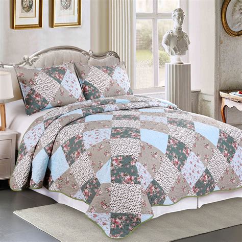 Cozy Line Home Fashions Reversible Rose Print Microfiber Patchwork