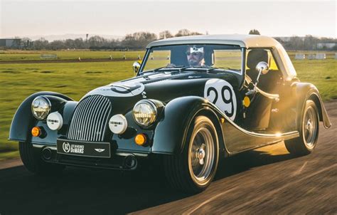 Wallpaper Road Movement Green Grass 2022 Morgan Plus Four LM62