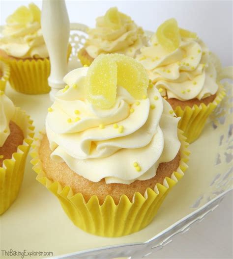 Lemon Cupcakes With Lemon Curd Filling Recette Entremet