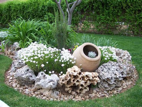 6 Grandiosas Ideas Para Rocalla Y Decoración Con Piedra