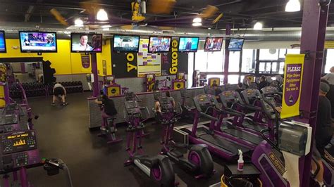 Gym in Corpus Christi, TX | 5858 S Padre Island Dr | Planet Fitness