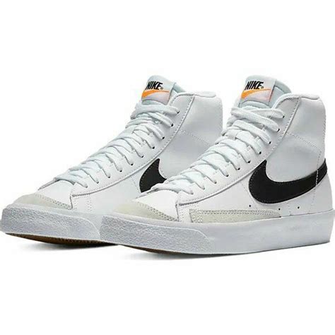 Pin by Lavínia Sophia on House Vintage sneakers Nike shoes high tops