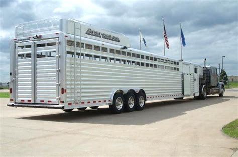 Livestock trailers, Cattle trailers, Horse trailer living quarters