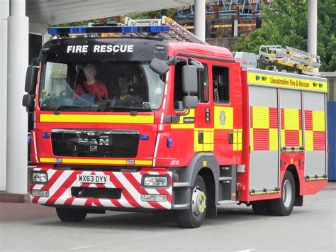 Lincolnshire Fire Rescue Service WX63 DYV MAN Fire App