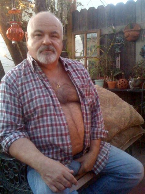 Pin By Gabriel Rodriguez On Macizo Men Handsome Older Men Beefy Men