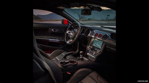 2015 Ford Mustang - Interior | Caricos