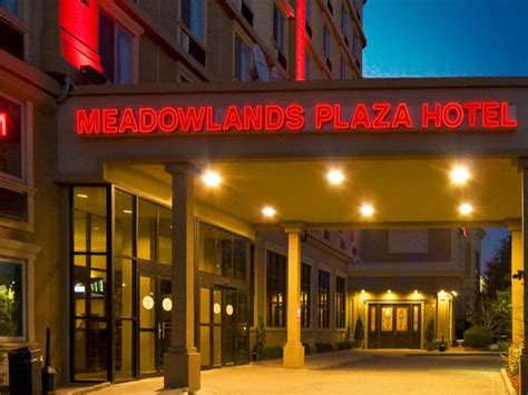 Meadowlands Plaza Hotel in Secaucus (NJ) - Room Deals, Photos & Reviews