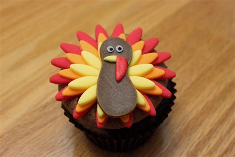 Turkey Cupcake Turkey Cupcakes Thanksgiving Desserts Turkey