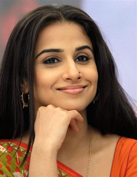 Beautiful Vidya Balan Wallpaper Beautiful Desktop Hd Wallpapers Download