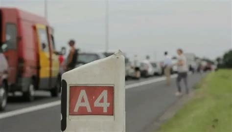 Zderzenie czterech aut na A4 pod Wrocławiem Uwaga na duże utrudnienia