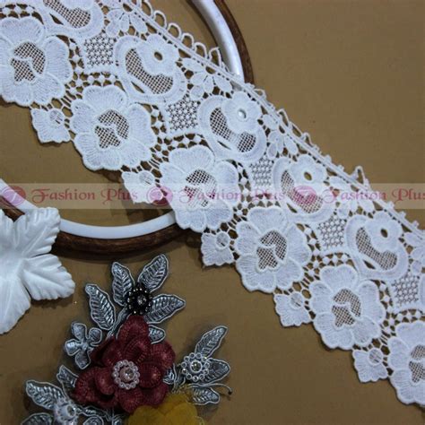 White GPO Dull Polyester Lace For Garments Roll Length 20 Meter At