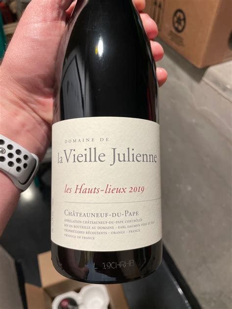 Domaine De La Vieille Julienne Ch Teauneuf Du Pape Les Hauts Lieux