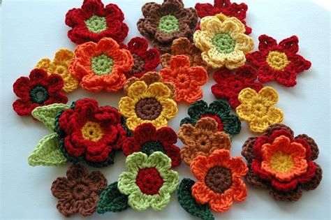 Crochet Flowers In Autumn Colours Crochet Flowers Crochet Flower