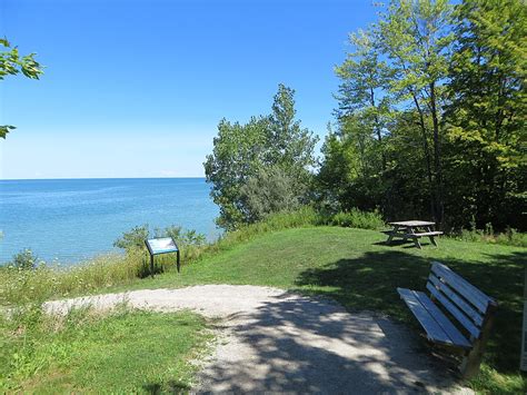 Lake Erie Bluffs Lake Metroparks Perry Twp Oh Kevin Vail Flickr