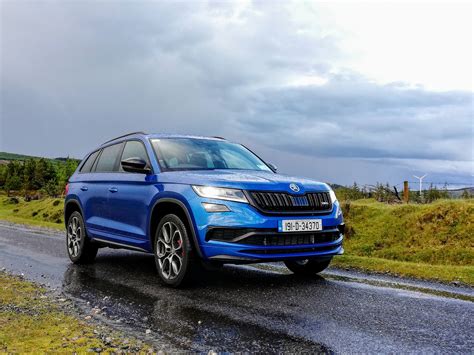 Skoda Kodiaq RS Review - Changing Lanes