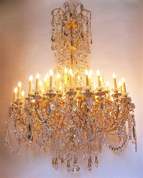 The Spelling Manor Grand Foyer Chandelier From The Former Home Of