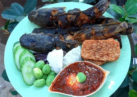 Resep Pecel Lele Oleh Ummu Ryu Ra Cookpad