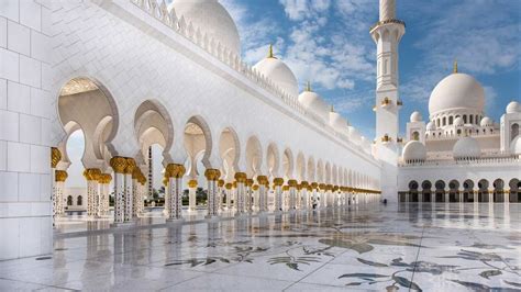 Famous Mosques Around the World| IslamicFinder