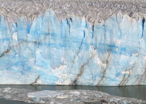 Iceberg La Parete Di Ghiaccio Blu Piccoli Pezzi Di Ghiaccio Che